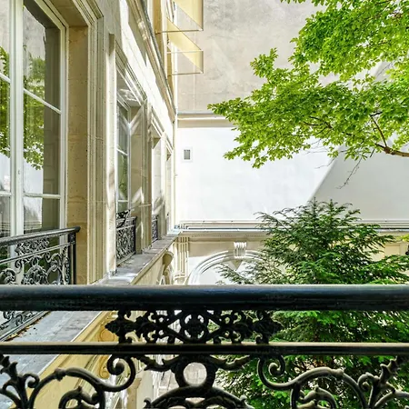 Verneuil Luxury
