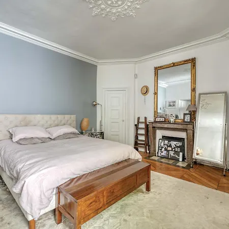 Verneuil Luxury *
