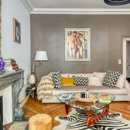 Apartment Verneuil Luxury